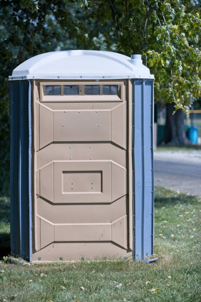 Best Portable toilet rental cost  in Williamson, WV